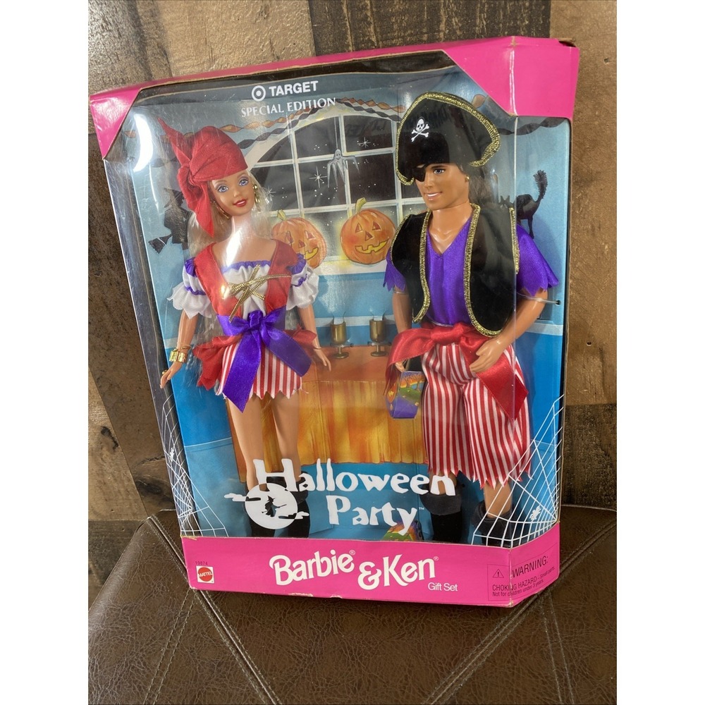 Vintage 1998 Halloween Party Barbie & Ken Gift Set - Target Special Ed. Pirates